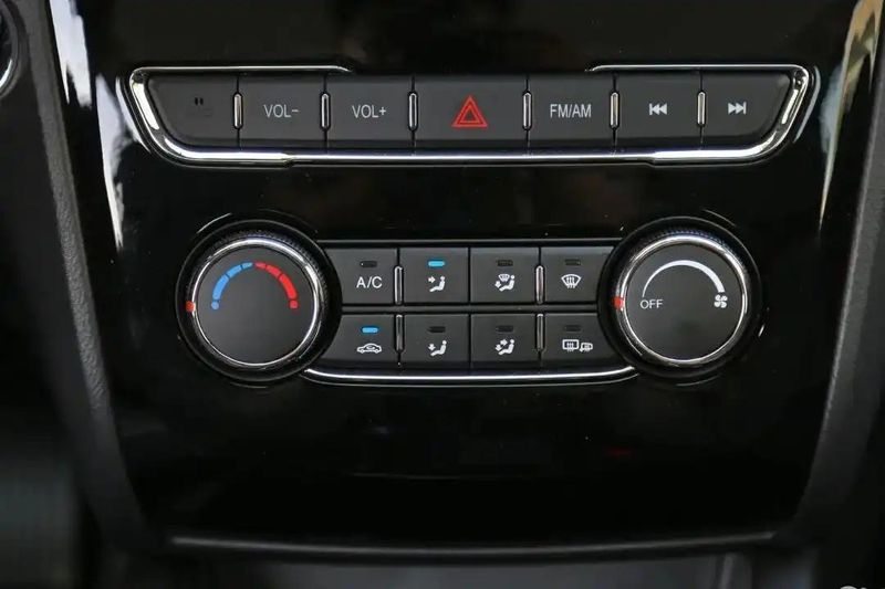 Logic and failure diagnosis of the car air-conditioning system